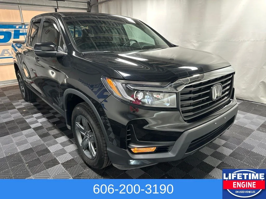 Used 2023 Black Honda RTL image 7