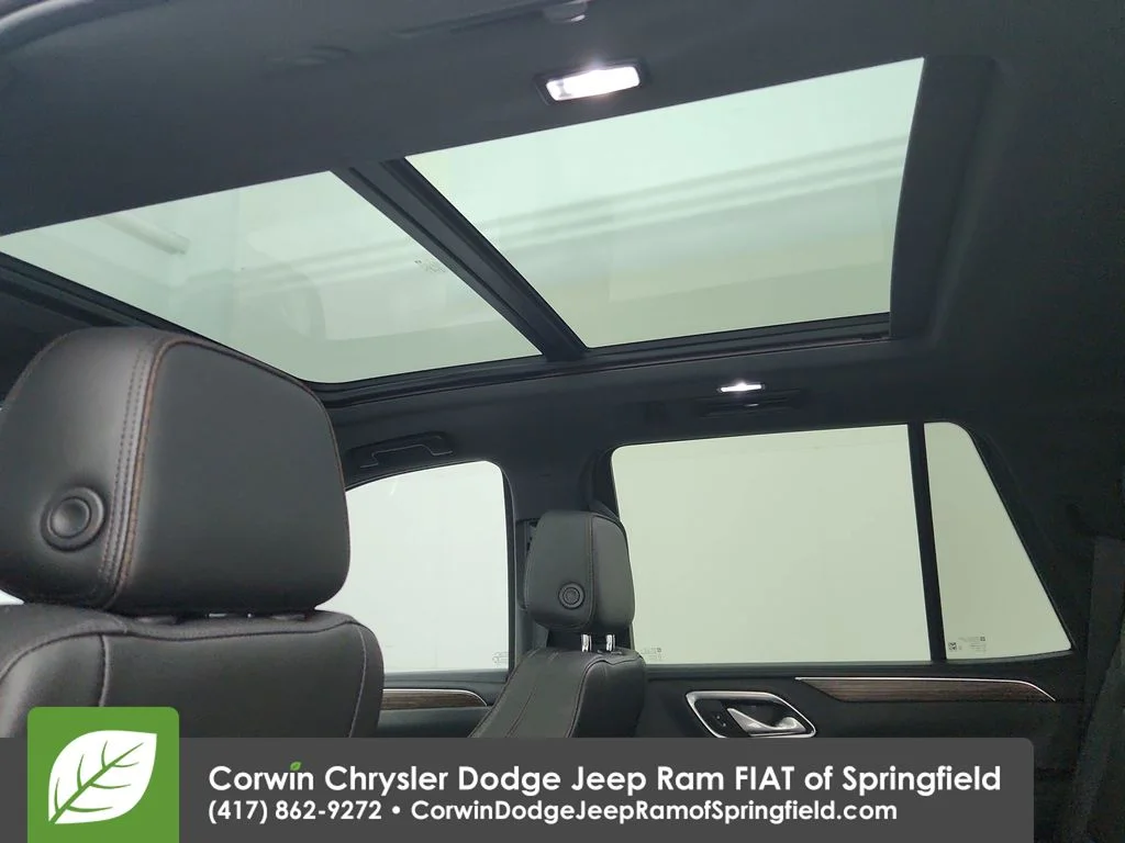 Used 2022 Gray Chevrolet High Country image 29