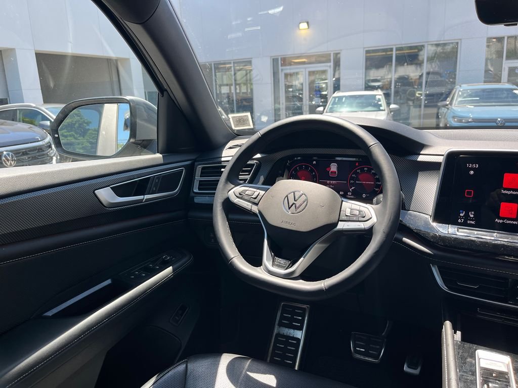 Used 2024 Gray Volkswagen 2.0T SEL R-Line image 19
