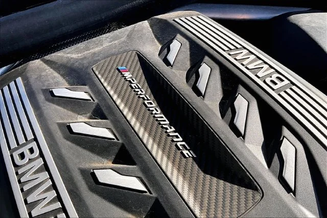 Used 2020 Gray Metallic BMW M50i image 31