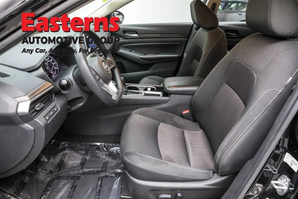Used 2024 Black Nissan 2.5 SV image 14
