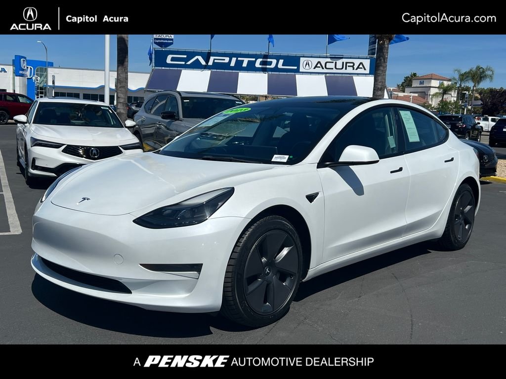 2023 Tesla Model 3 -'s photo