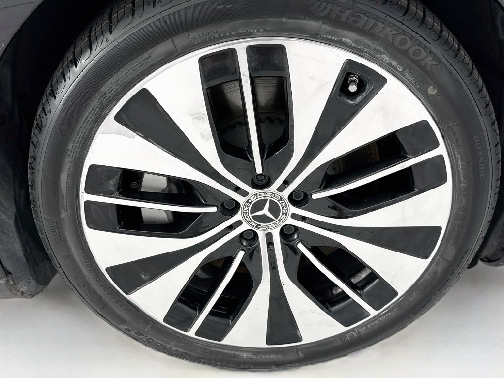 Certified Used 2023 Black Mercedes-Benz 500 Sedan image 30