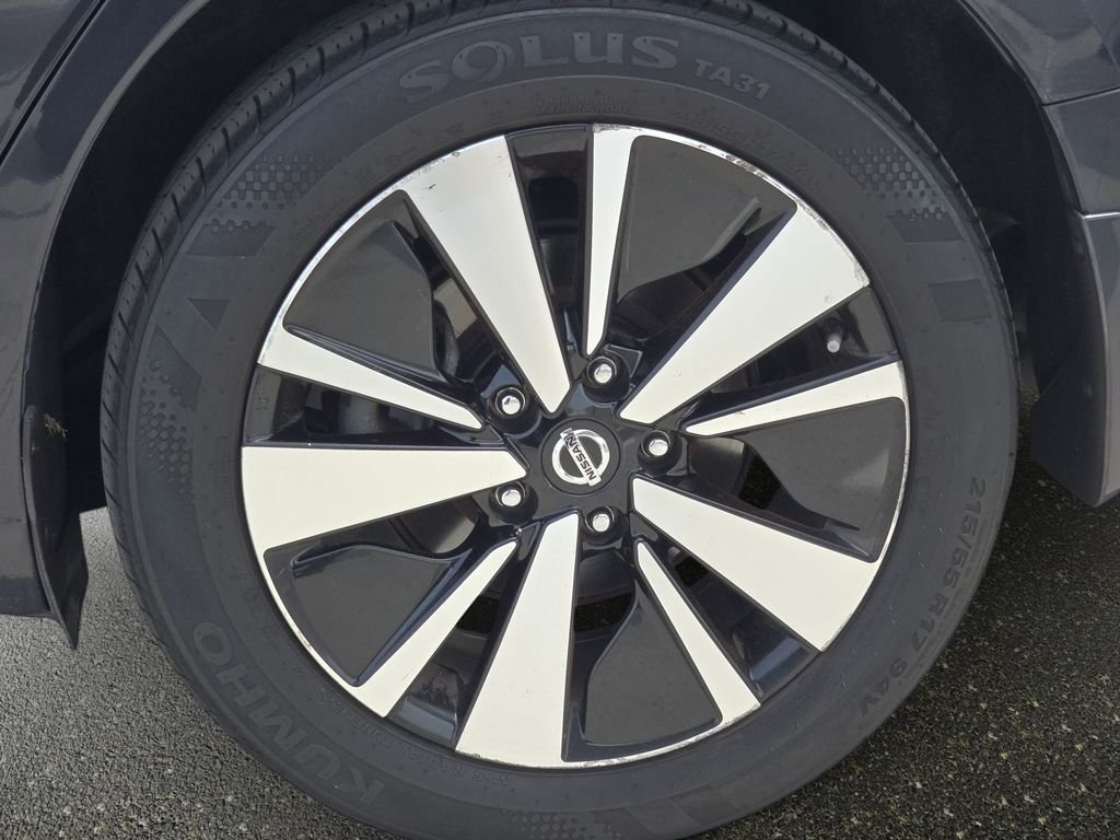 Used 2020 Blue Nissan 2.5 SL image 36