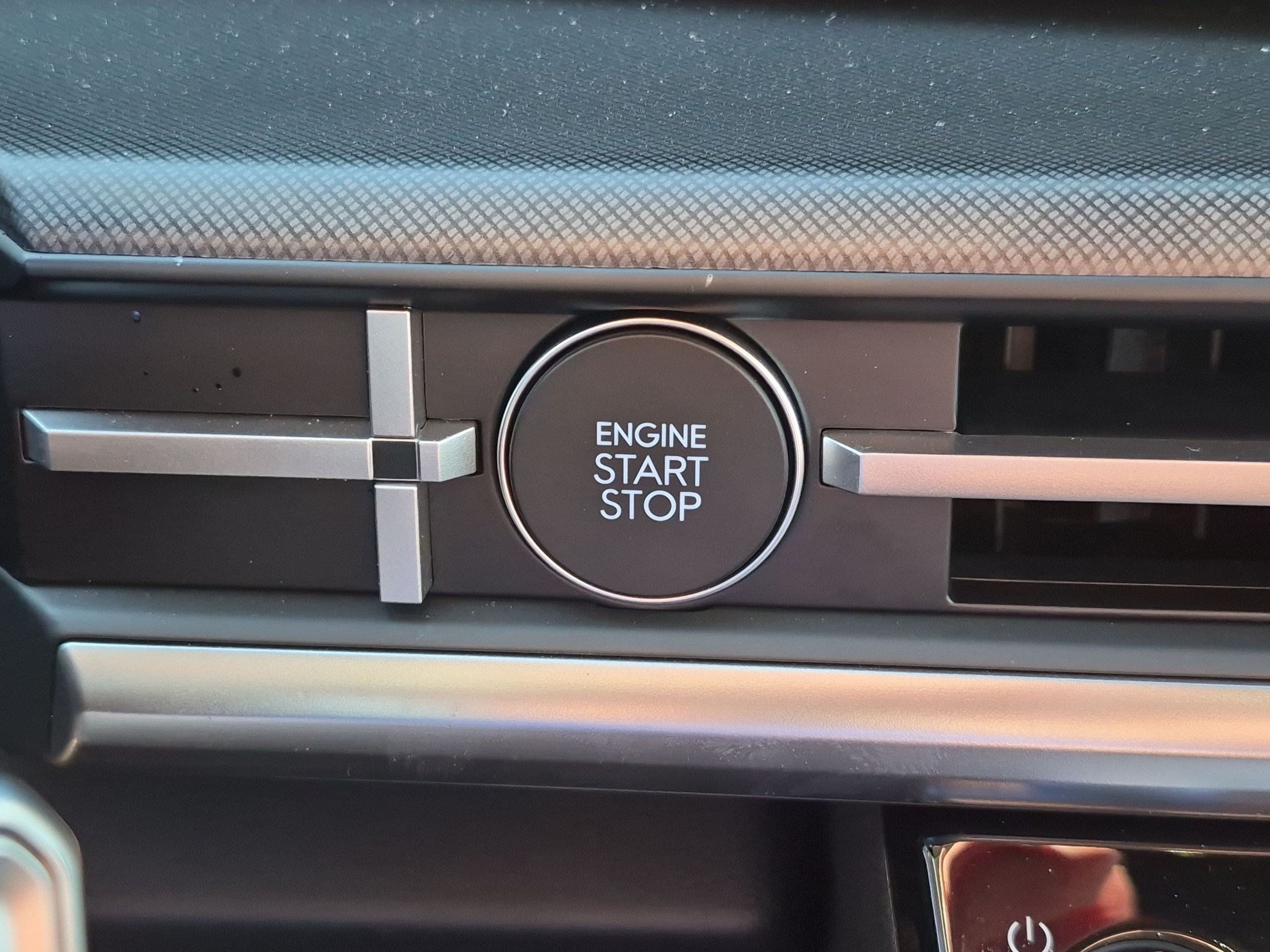 2026 Hyundai Santa Fe SE - Photo 17
