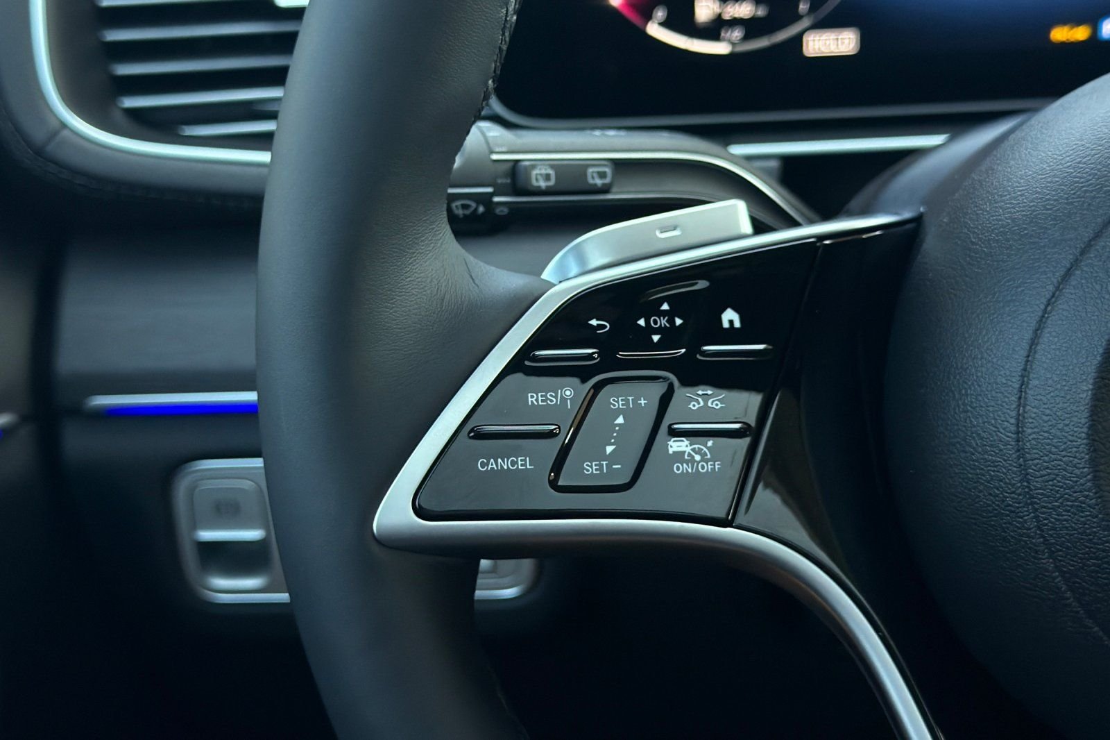New 2026 Obsidian Black Metallic Mercedes-Benz GLS 450 image 28