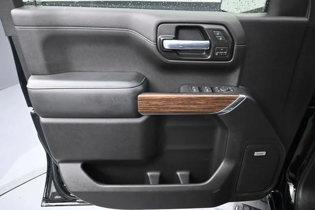 Used 2020 Black Chevrolet High Country image 15