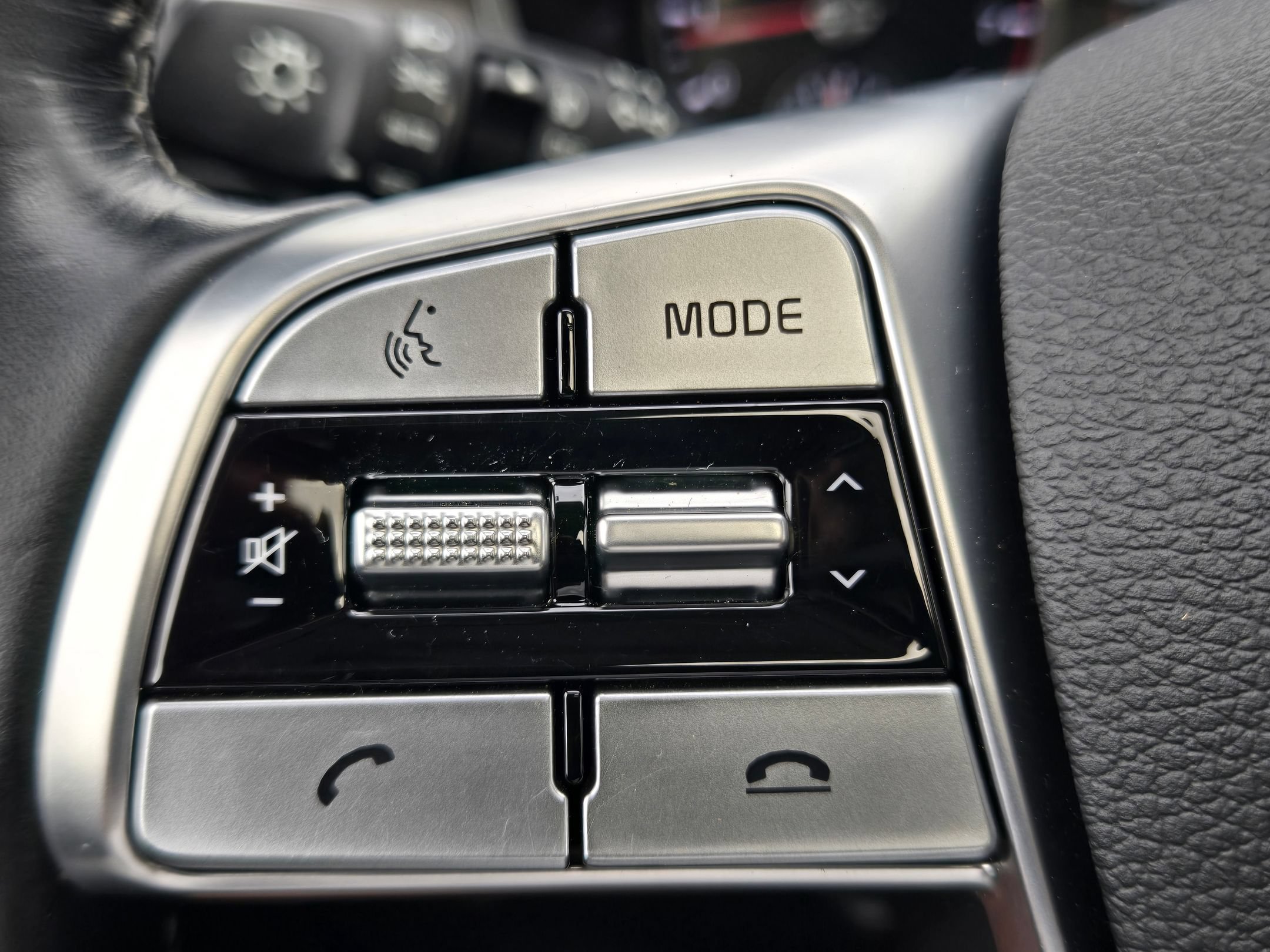 Used 2022 Ebony Black Kia SX image 24