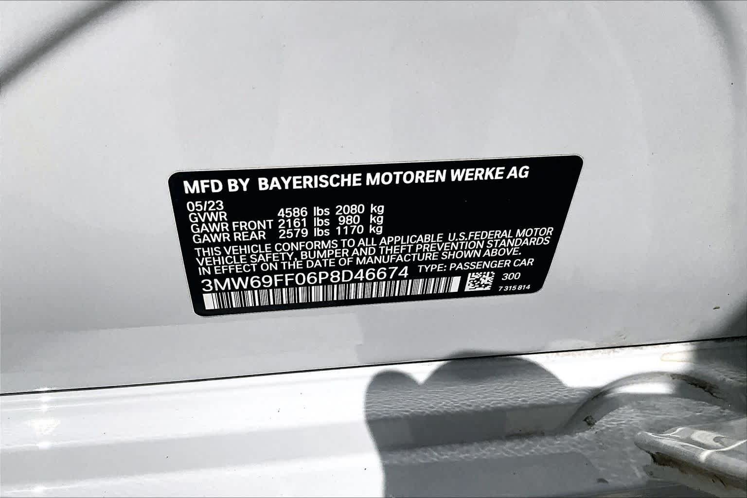 Used 2023 Alpine White BMW 330i image 33