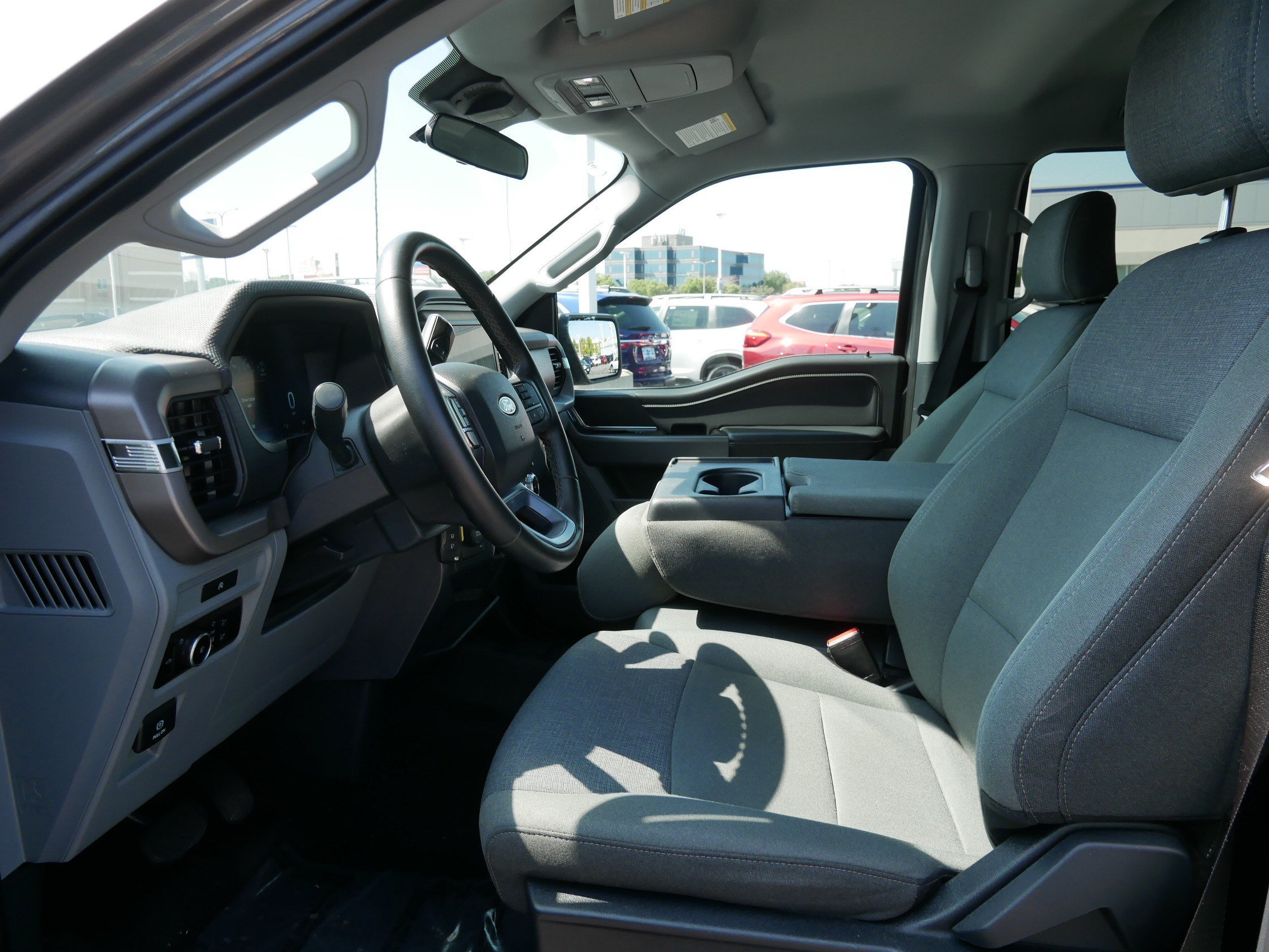 2025 Ford F-150 XLT - Photo 21