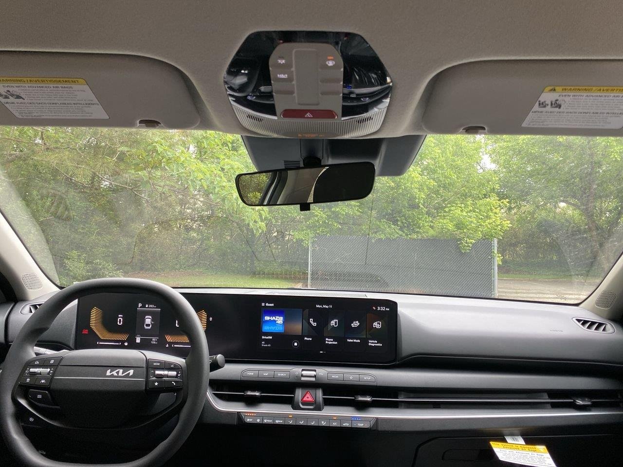 New 2026 Snow White Pearl Kia LXS image 27