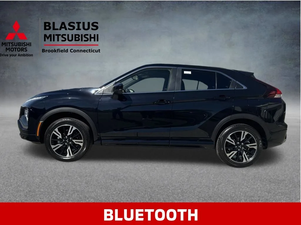 New 2025 Black Mitsubishi SEL image 4