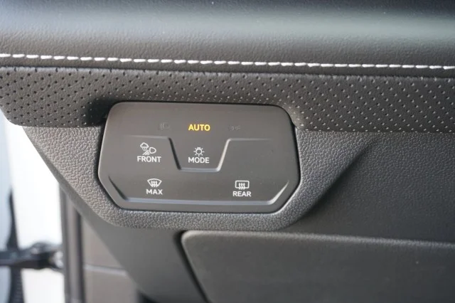 2024 Volkswagen Atlas SE - Photo 27