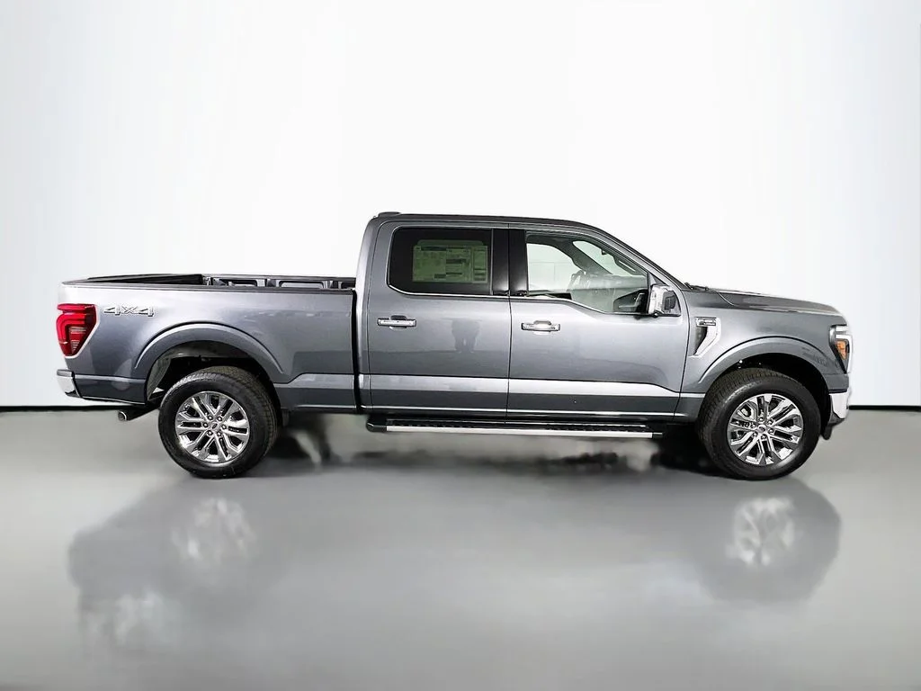 New 2026 Carbonized Gray Metallic Ford Lariat image 18