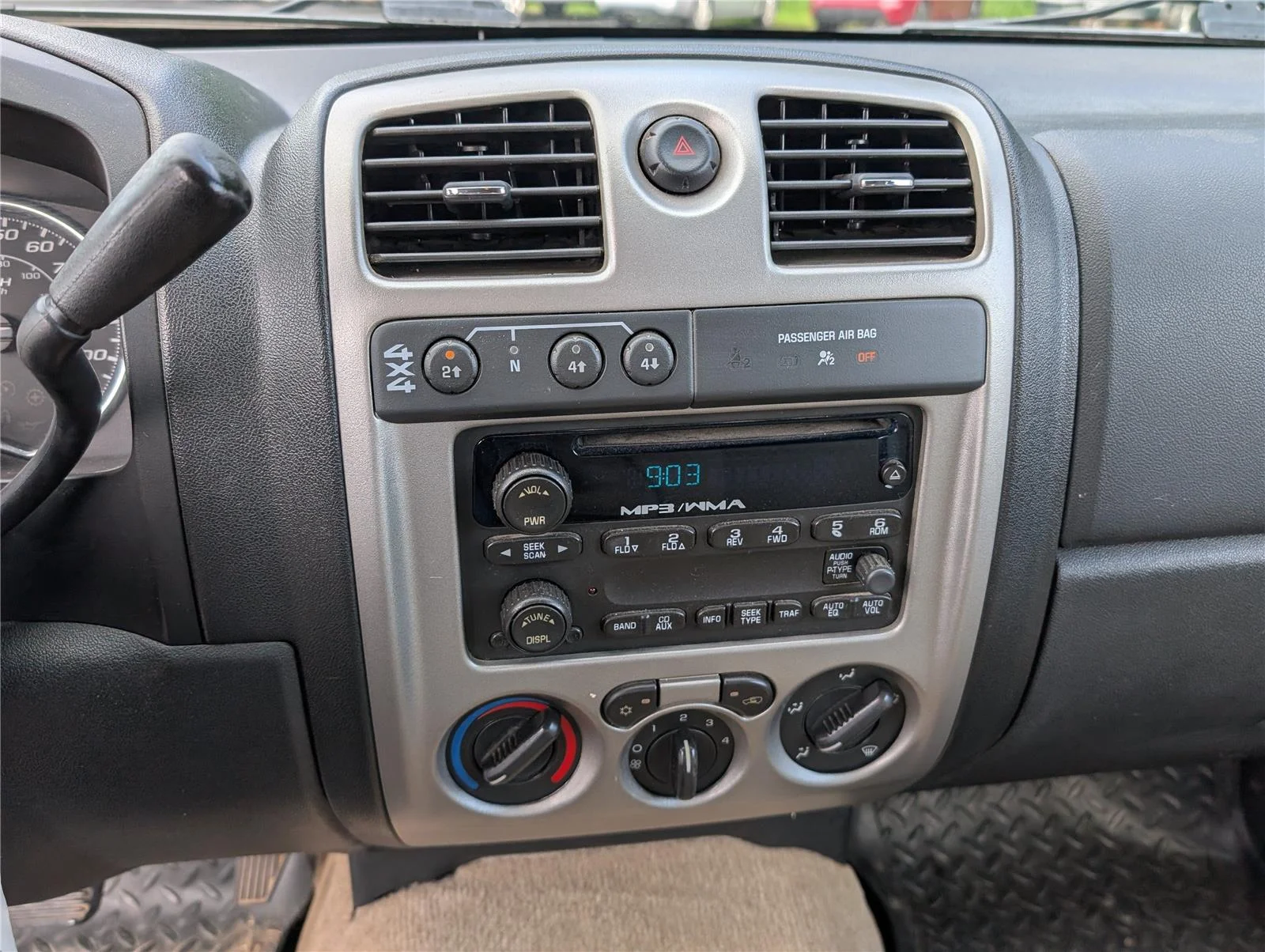 Used 2008 VICTORY RED Chevrolet LT w/1LT image 17