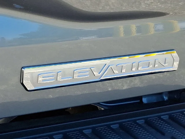 New 2026 Sterling Metallic GMC Elevation image 23