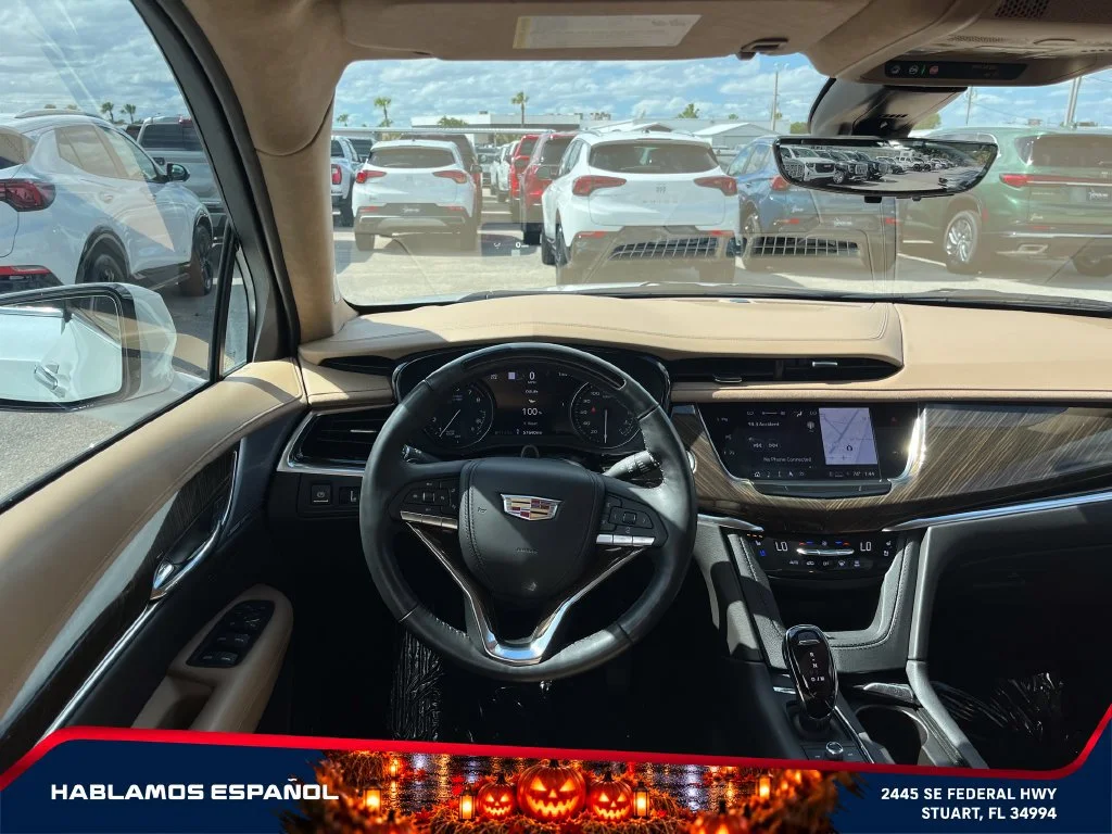 Used 2023 CRYSTAL WHITE TRICOAT Cadillac AWD Premium Luxury image 14