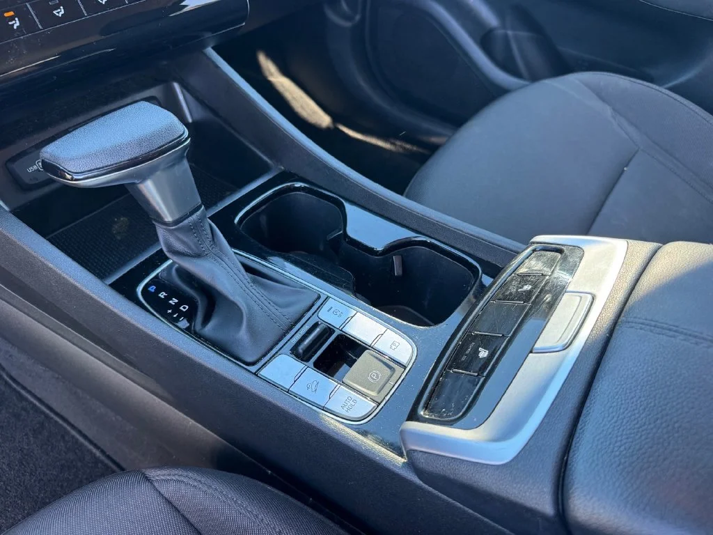 Used 2022 Gray Hyundai SEL image 22