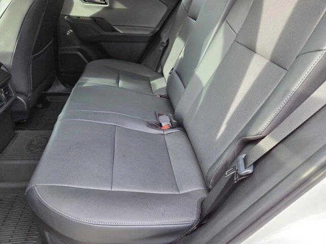 Used 2026 Ice Cap Toyota XLE Premium image 23