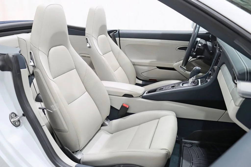 Used 2018 White Porsche Carrera 4 image 28