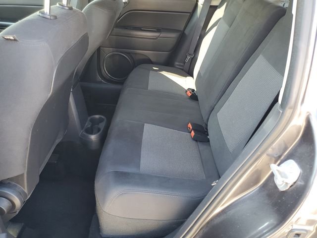 Used 2014 Gray Jeep Sport image 19