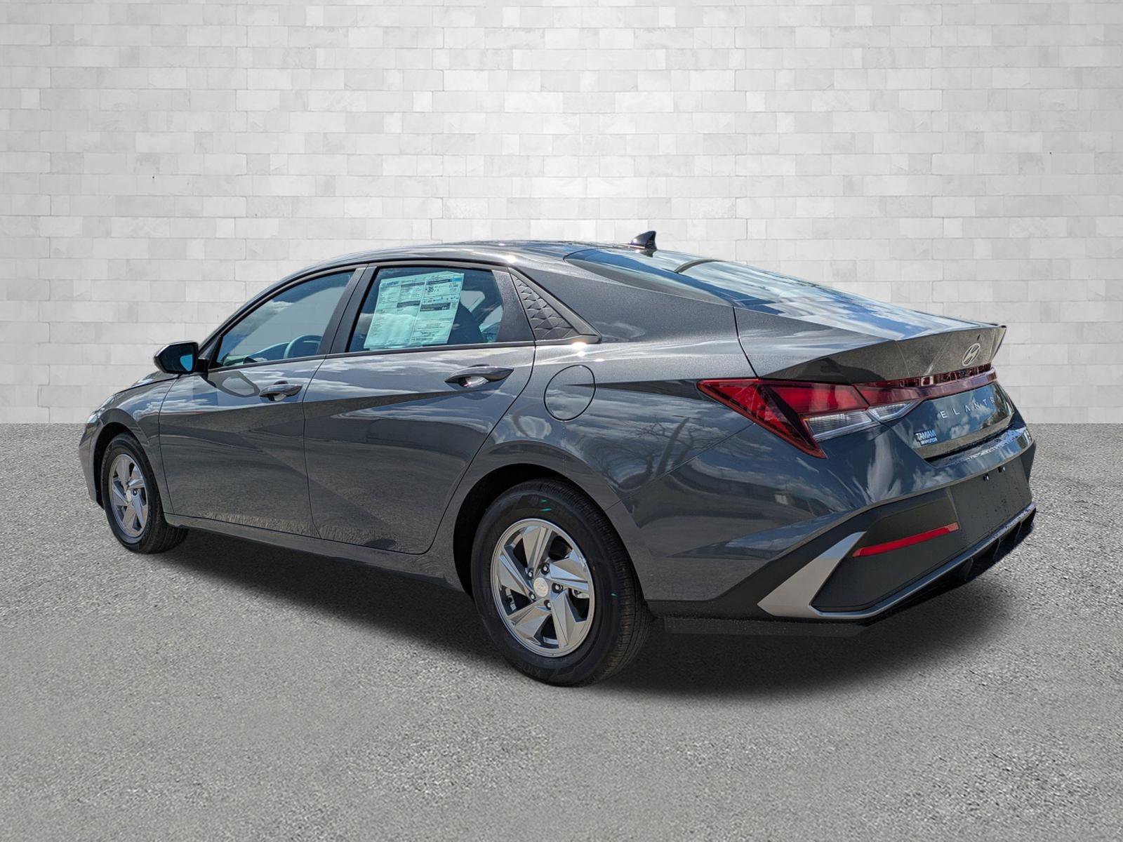 New 2026 Ecotronic Gray Hyundai SE image 4