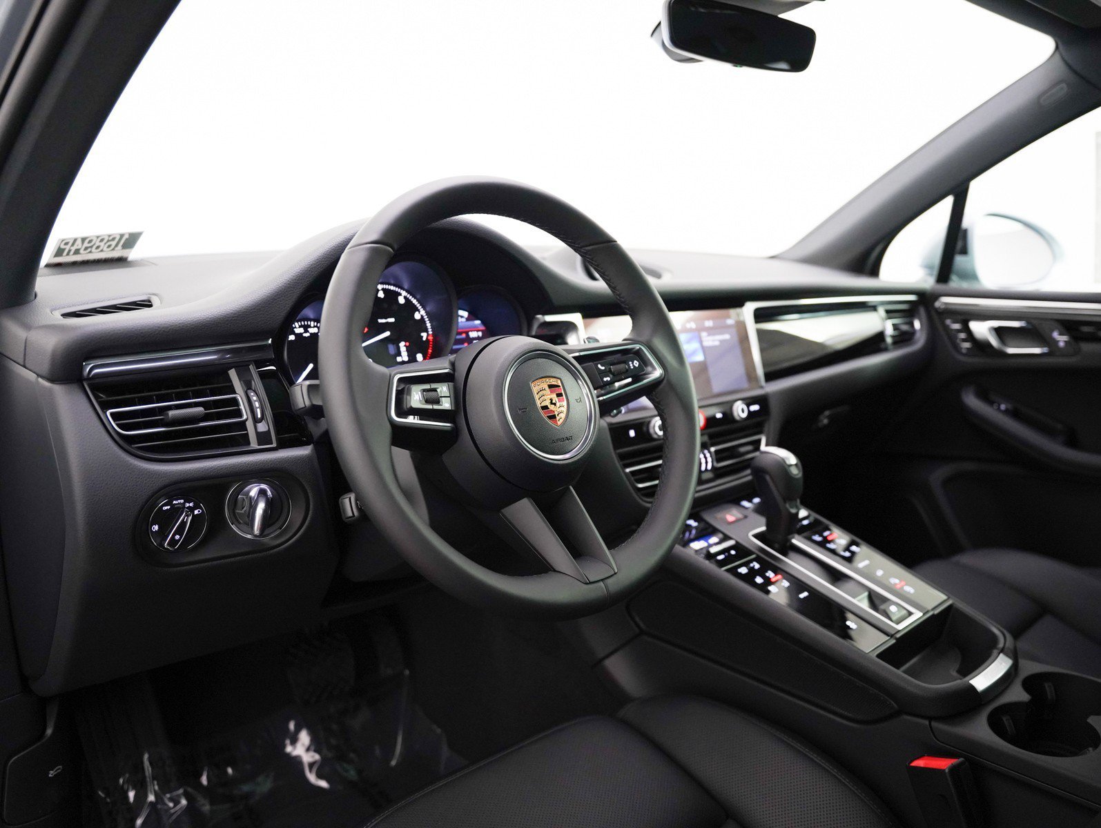 New 2026 DOLOMITE SILVER Porsche  image 4