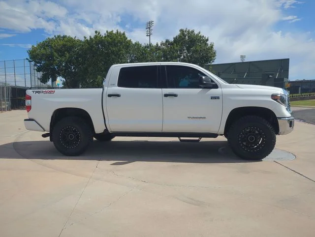 Used 2020 White Toyota SR5 image 7