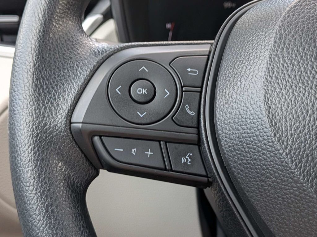 Used 2026  Toyota L image 28