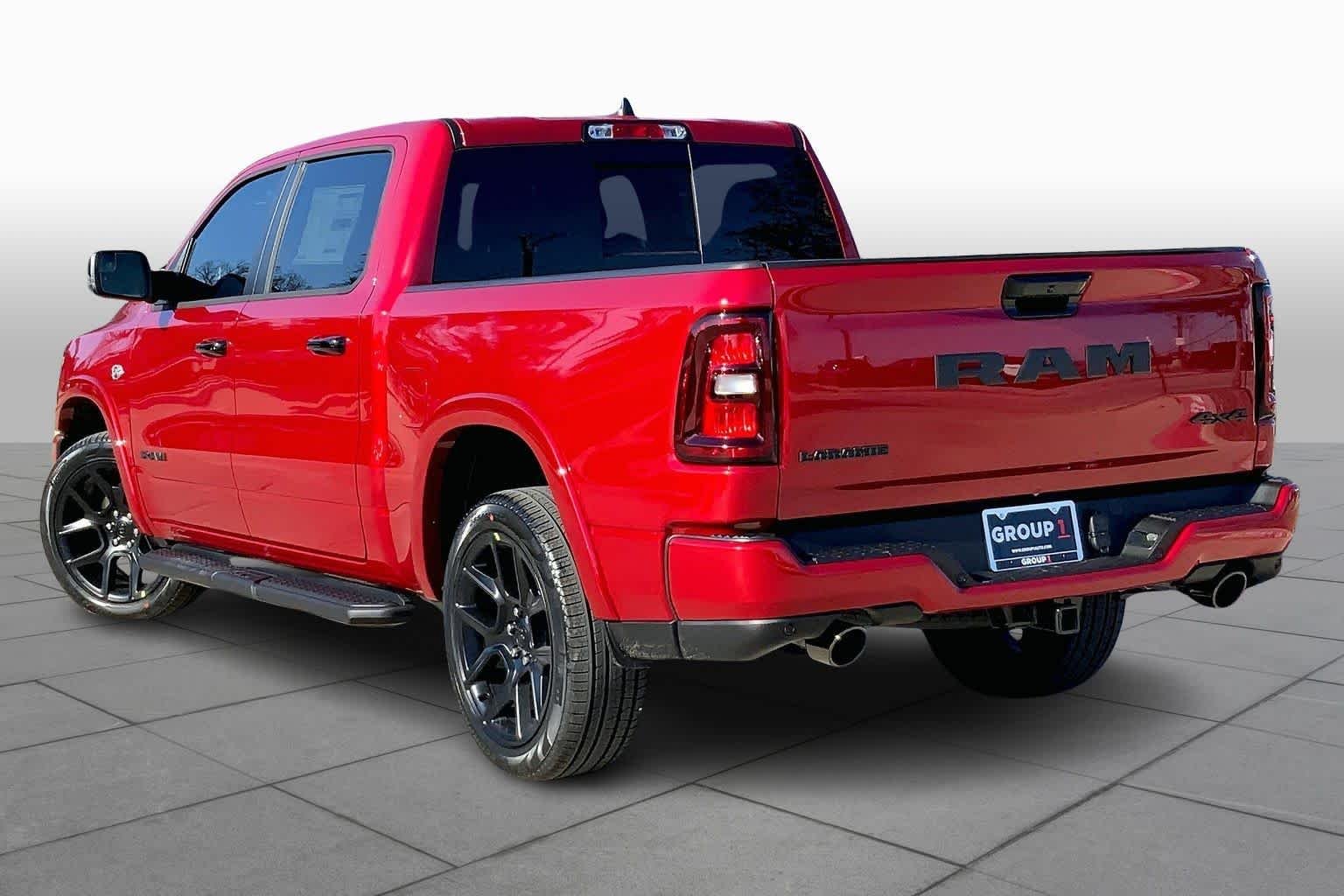 New 2026 Molten Red Pearl-Coat Exterior Paint RAM Laramie image 12