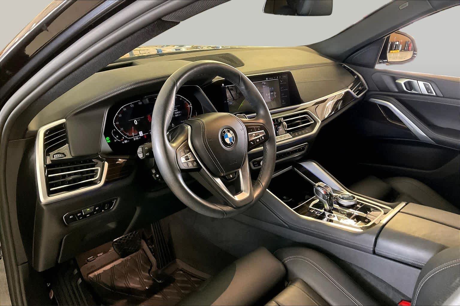 Used 2021 Dark Graphite Metallic BMW xDrive40i image 16