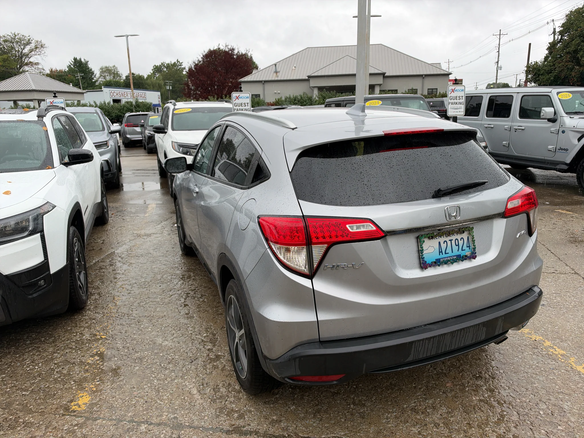 Used 2022 Lunar Silver Metallic Honda EX image 2