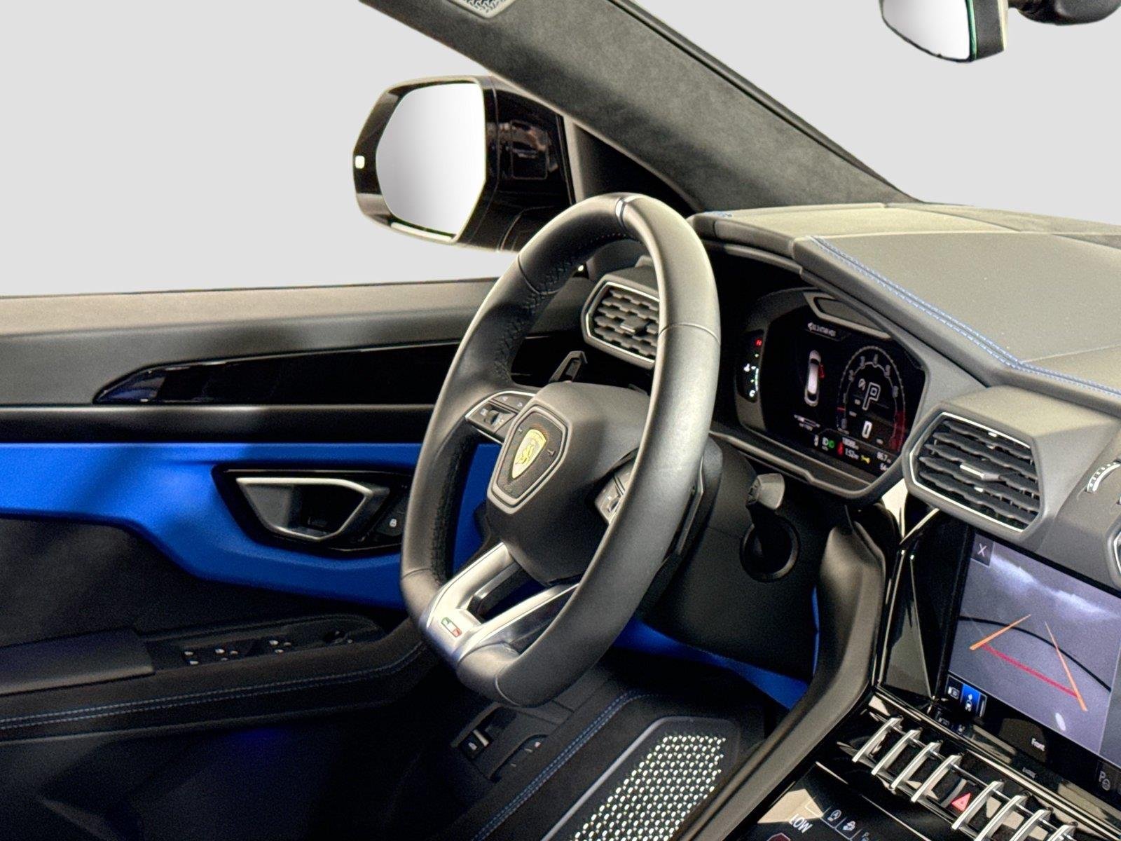 Used 2024 Nero Noctis Metallic Lamborghini S image 37