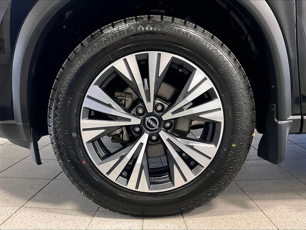 Used 2023 Black Nissan SV image 7