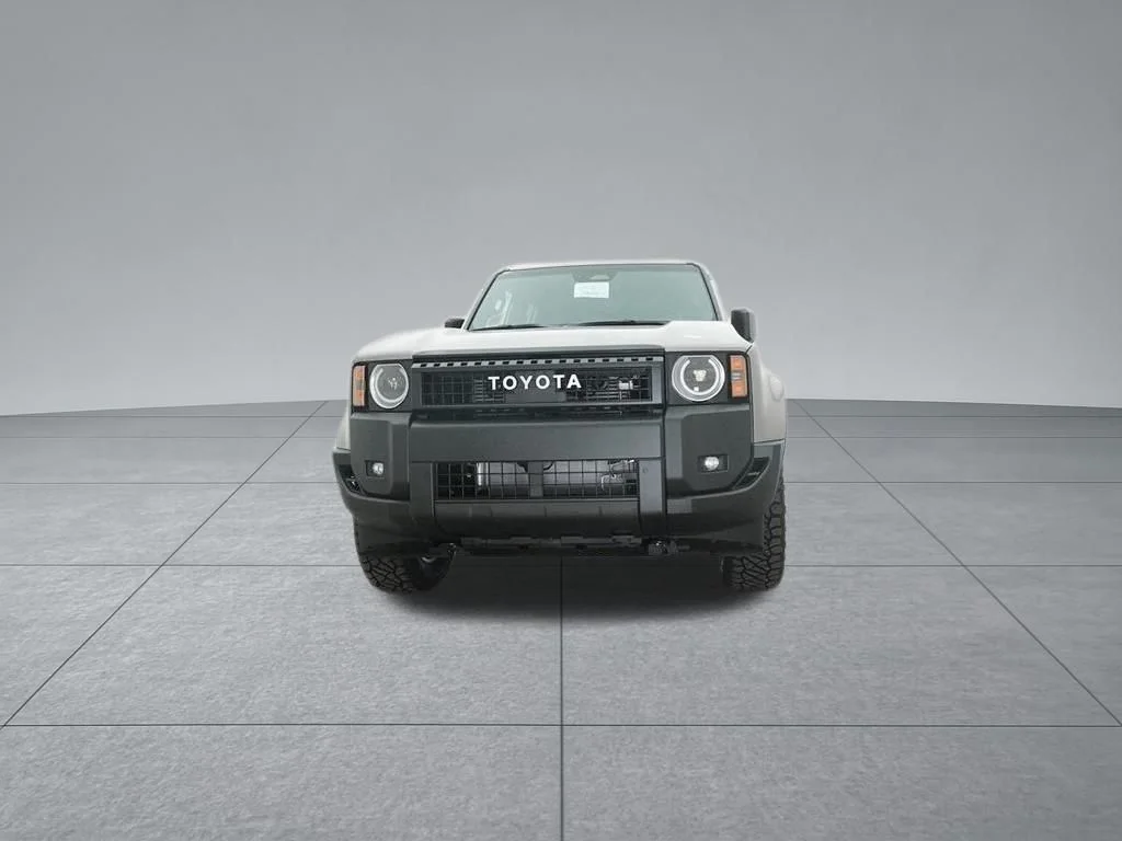Used 2025  Toyota 1958 image 35