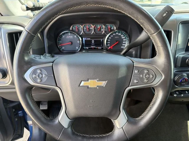 Used 2018 Blue Chevrolet LT image 17
