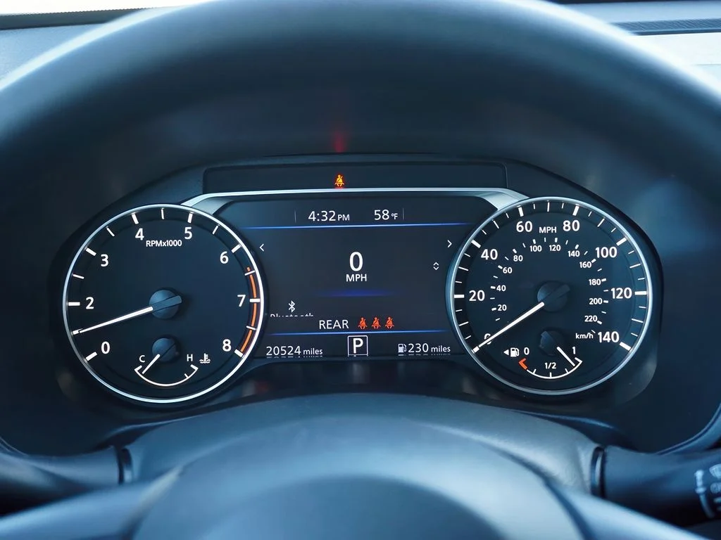 2025 Nissan Altima SV - Photo 25