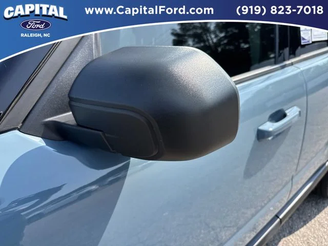 Used 2023  Ford Outer Banks image 12
