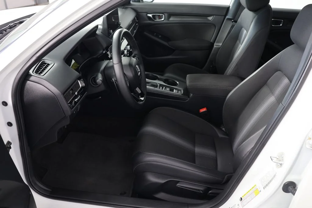 Used 2025 White Honda Sport image 18