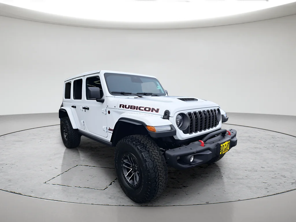 New 2026 Bright White Clear-Coat Exterior Paint Jeep Rubicon X image 7