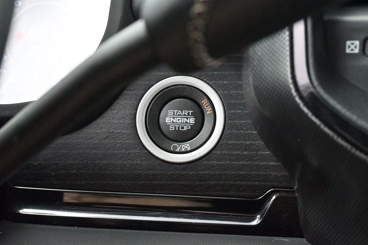Used 2022 Diamond Black Crystal Pearlcoat Ram Limited image 25