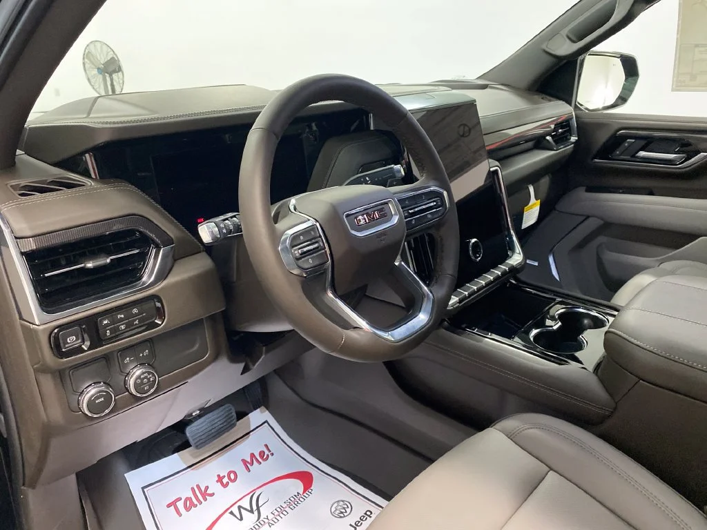 New 2027 Onyx Black GMC Elevation image 16