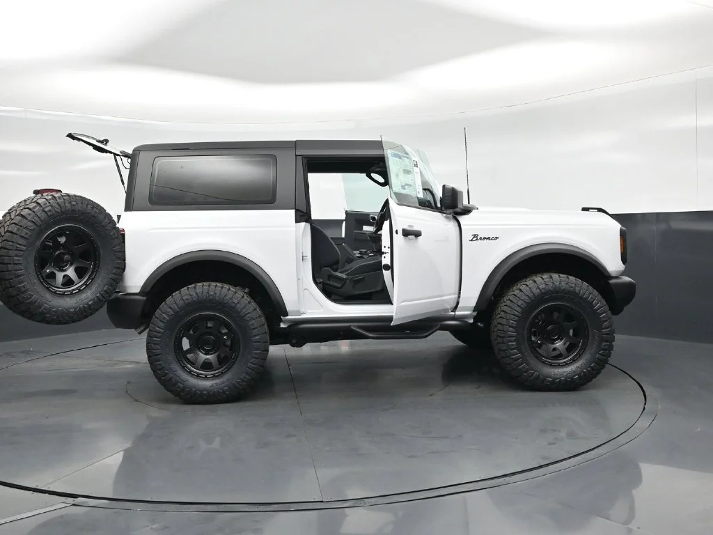 New 2026 White Ford Base image 4