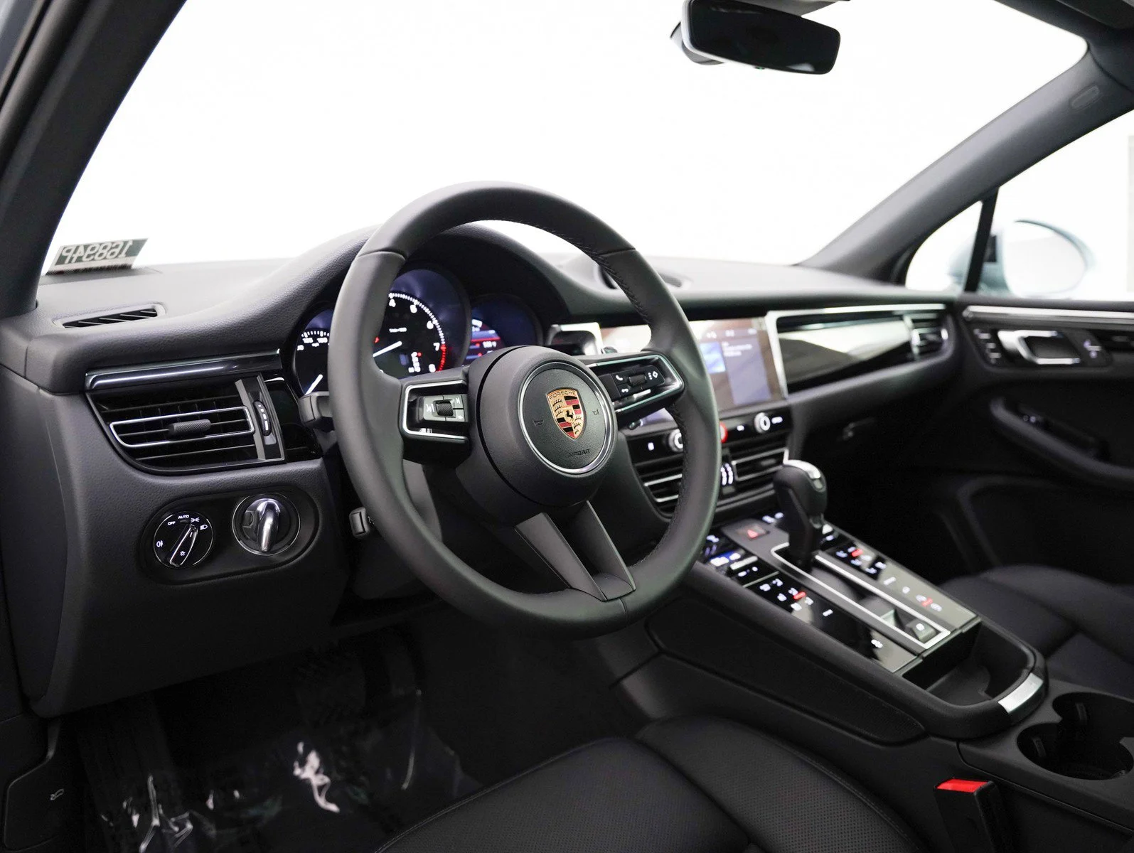 New 2026 DOLOMITE SILVER Porsche  image 4