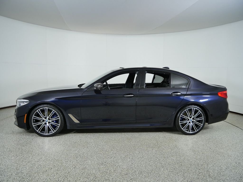 Used 2018 Carbon Black Metallic BMW M550i xDrive image 16