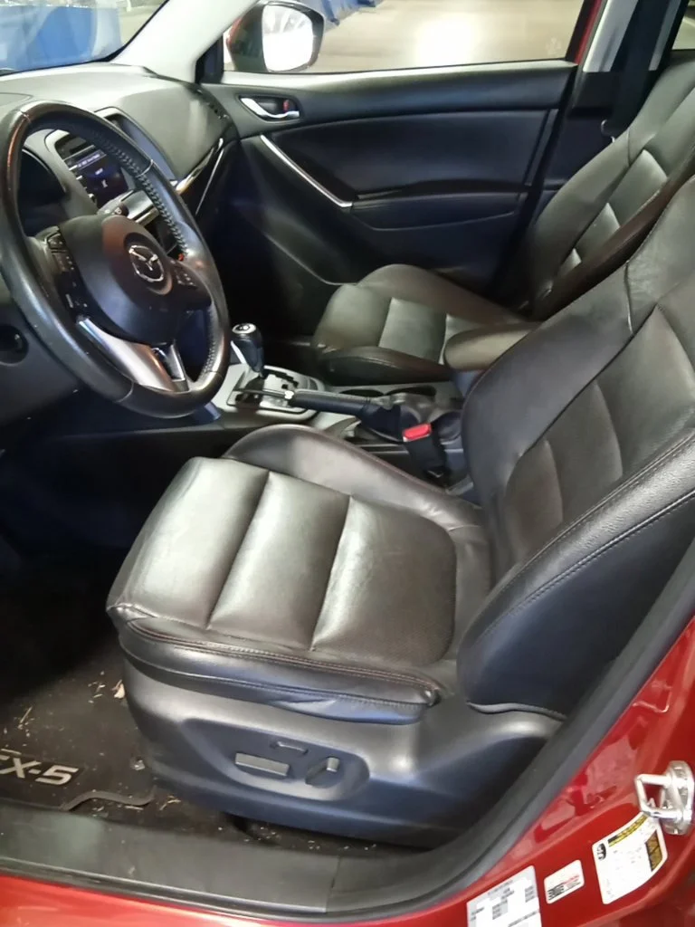 Used 2014 Soul Red Metallic Mazda Grand Touring image 9