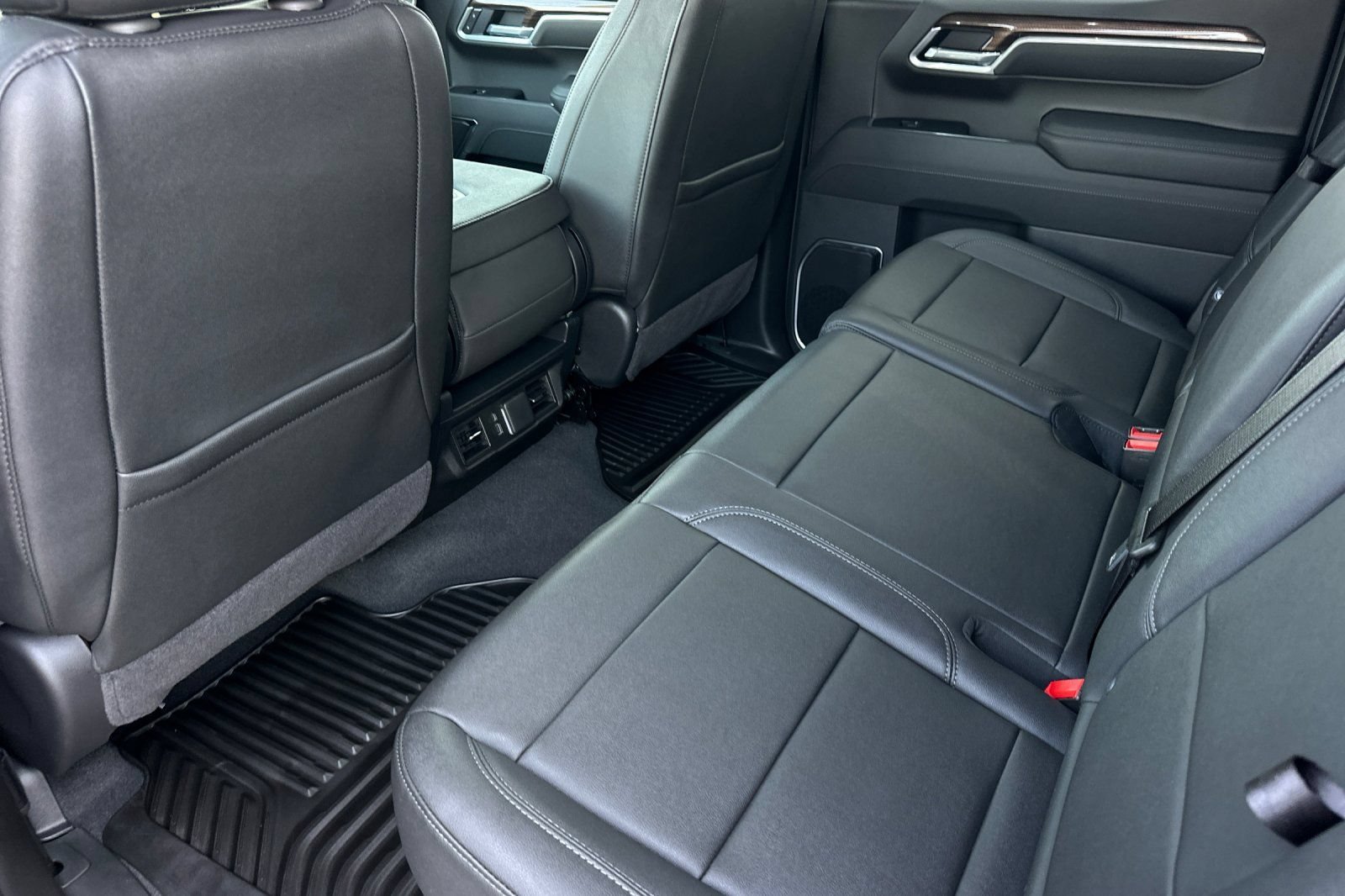 New 2026 Sterling Gray Metallic Chevrolet LT image 12