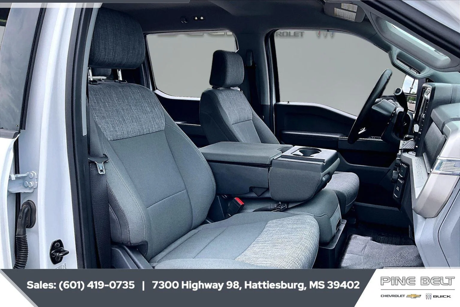 Used 2023 White Ford XL image 7