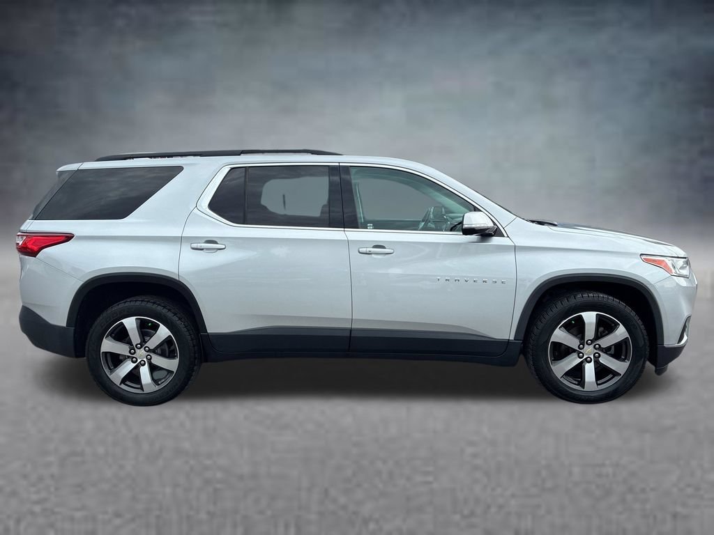 Used 2020 SILVER ICE METALLIC Chevrolet LT Leather image 7