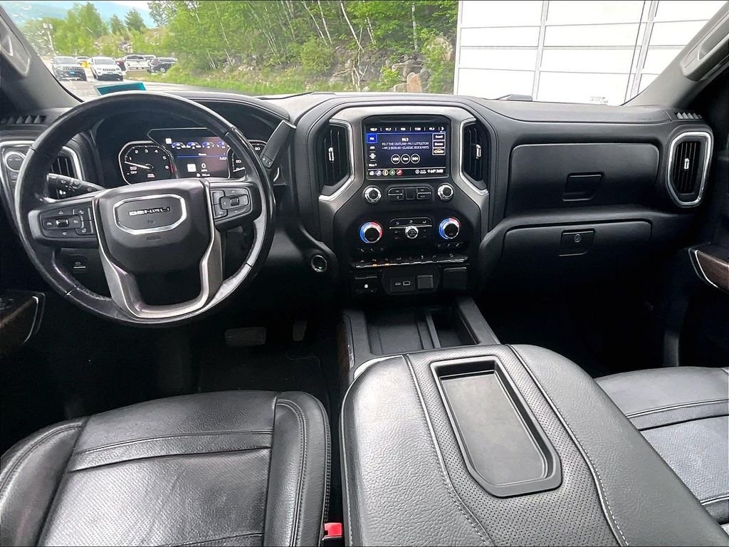 Used 2020 White Frost Tricoat GMC Denali image 21